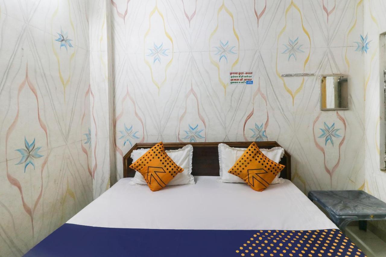 Spot On 67728 Ashish Guest House Jaunpur Zewnętrze zdjęcie